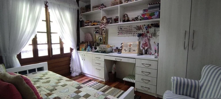Imagem Casa para Venda em Teresópolis / RJ no bairro Albuquerque
