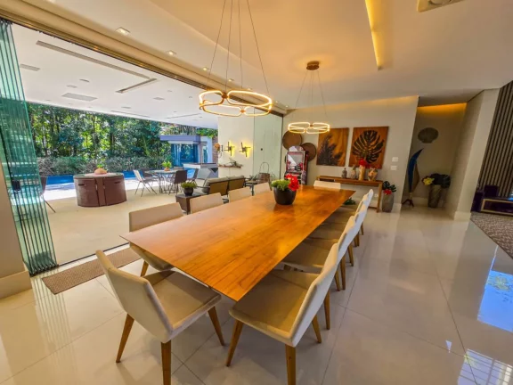 Imagem Imperdível casa à venda na Riviera de São Lourenço Módulo 12: 7 quartos, 7 suítes, 3 salas, 4 vagas, 642m² de área!