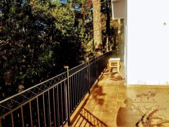 Imagem Bela Casa á venda em condomínio fechado Campos do Jordão-SP