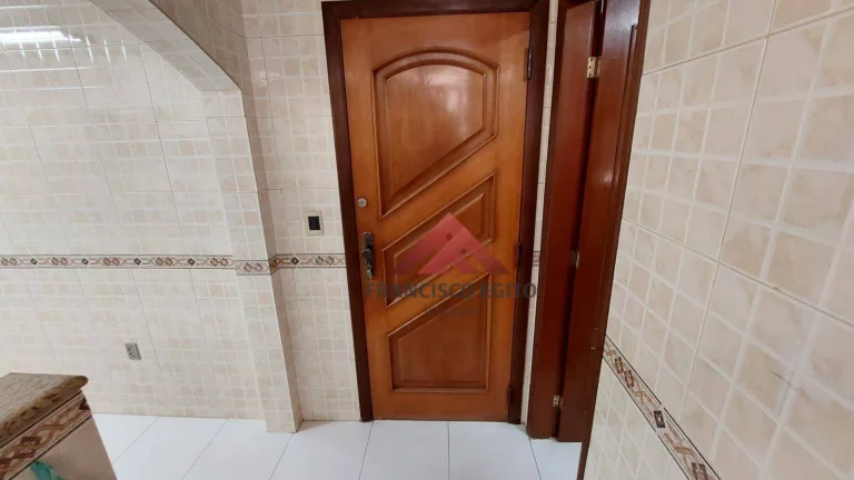 Imagem Apartamento com 2 dormitórios, 70 m² - venda por R$ 250.000,00 ou aluguel por R$ 1.551,57/mês - Centro - São Gonçalo/RJ