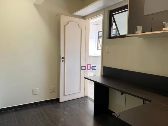 Imagem Apartamento com 3 dormitórios à venda, 211 m² por R$ 1.500.000,00 - Boqueirão - Santos/SP