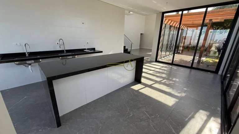Imagem Sobrado pra quem quer o mar como decoração 4 dormt nova piscina Frente mar