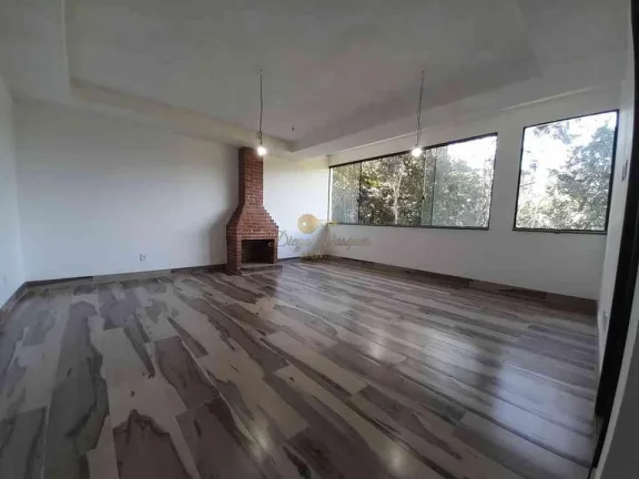 Imagem Casa em Condomínio para Venda em Teresópolis / RJ no bairro Três Córregos