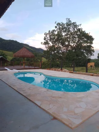 Imagem ️ 3 CHALÉS PARA 4 PESSOAS - PRONTOS PARA LOCAÇÃO - TERRENO DE 1.000 METROS QUADRADOS