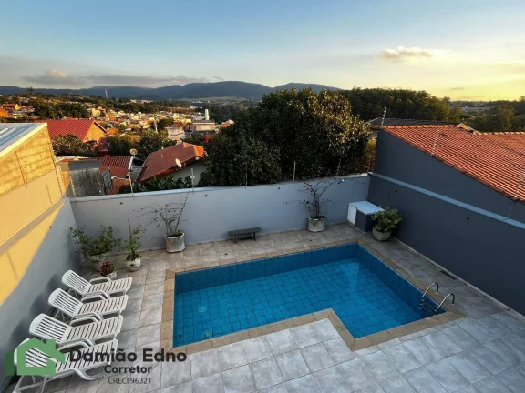 CASA COM 4 DORMS SENDO 2 SUITES, HORTO STO ANTONIO JUNDIAI, ACEITA TROCA