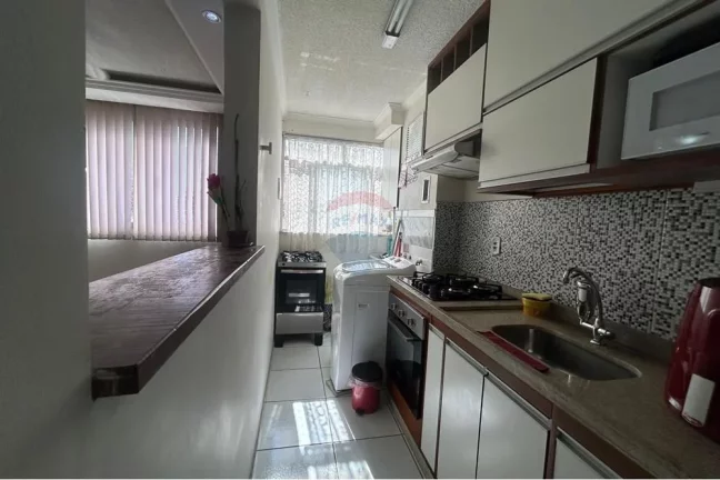Imagem Apartamento a venda com 3 quartos e com 48m² em Rocha Miranda. Rio de Janeiro.