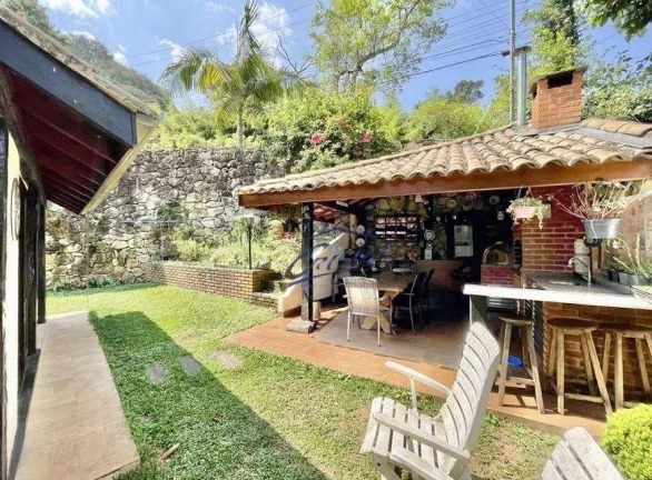 Imagem Casa com 3 quartos (1 suíte) à venda, 183 m² por R$ 1.280.000 - Fazendinha - Granja Viana - SP