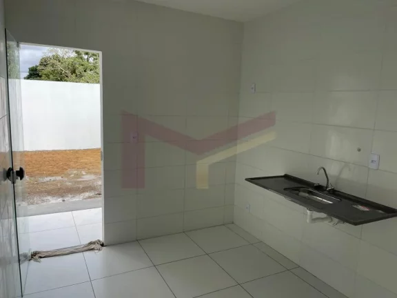 Imagem Casa 2/4 na Conceicao