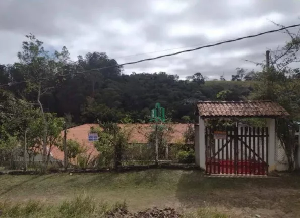 Imagem Sítio com 4 dormitórios à venda, 850 m² por R$ 477.000,00 - Centro - Nazaré Paulista/SP