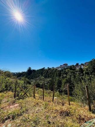 Imagem Lindo Terreno a venda no Alto do Capivari em Campos do Jordão-SP
