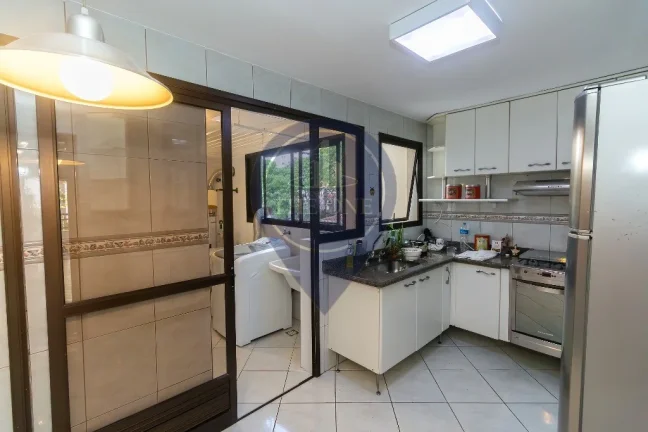 Imagem Aluguel de apartamento de luxo em Indianópolis, São Paulo-SP: 4 quartos, 1 suíte, 2 salas, 3 banheiros, 2 vagas, 140m².