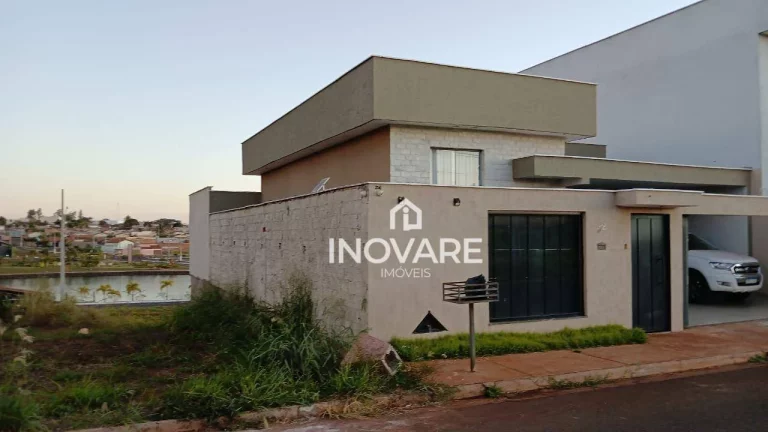 Imagem Casa com 3 dormitórios à venda, 170 m² por R$ 800.000,00 - Araporã - Araporã/MG
