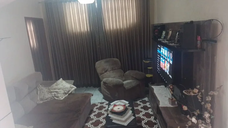 Imagem Casa 145 Metros com 3 Dormitorios 2 vagas de Garagens