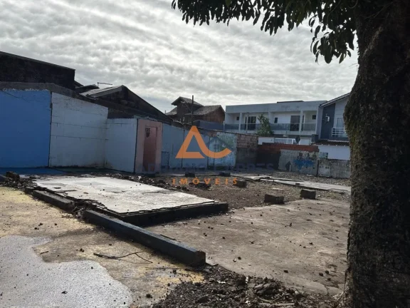Imagem Terreno a venda no centro de Navegantes, Adriano Carpes Imóveis vende