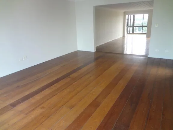 Imagem Apartamento na Barão de Santa Eulália