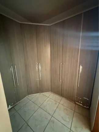 Imagem CASA DE FAMÍLIA: 4 QUARTOS, PISCINA E GOURMET POR APENAS R$ 600 MIL!
