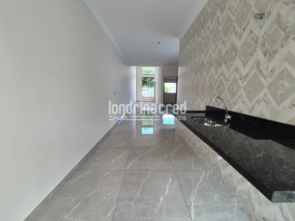 Imagem Casa na Zona Norte com 2 Dormitórios, 80m² de Área Útil, Terreno de 125m² e Churrasqueira