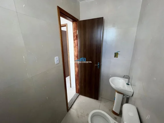 Imagem Casa para Venda em Feira de Santana, Campo Limpo, 2 dormitórios, 1 banheiro, 2 vagas