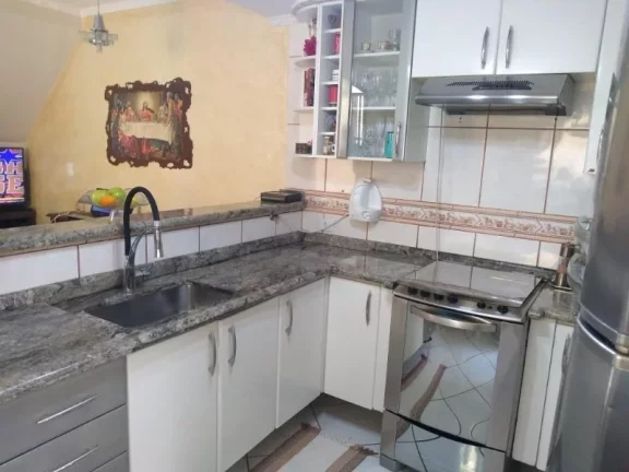 Imagem Sobrado à venda com 3 dormitórios e 2 vagas na Rua Mandassaia - Cidade A.E.Carvalho