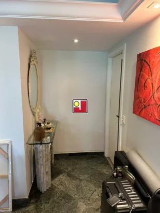 Imagem Vendo 3Q(1Ste) prédio luxuoso na Alfredo Russel, repleto armários, reformado, 2 vg, R$4.000.000, sauna, parquinho, salão festas, ginastica, cp futebol