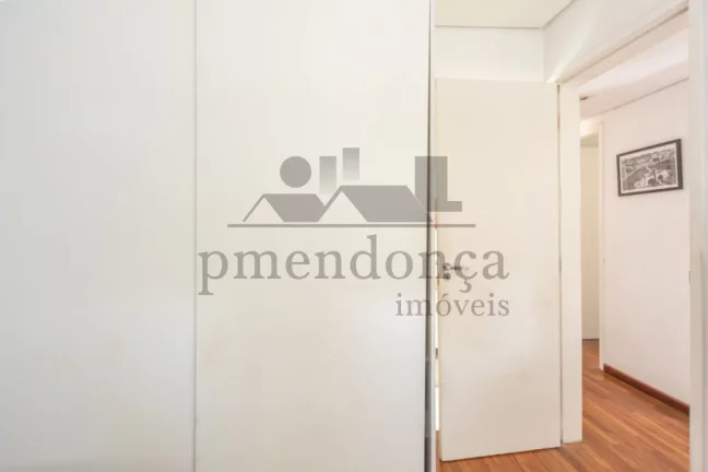 Imagem Apartamento na Vila Romana com 153m², 3 suítes e 3 vagas.