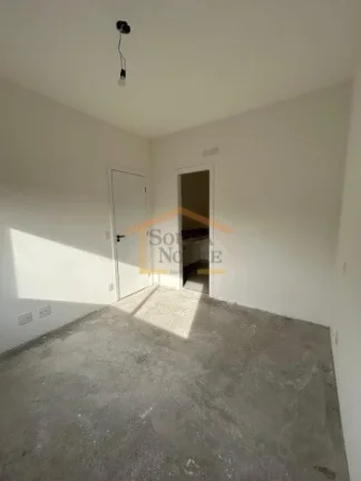Imagem MARAVILHOSO Sobrado 4 dormitórios, sendo 4 suítes, 2 delas conjugadas, closet, espaço para escrit...