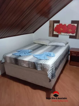 Imagem Apartamento Duplex a Venda no Bairro Floresta Negra em Campos do Jordão-SP.