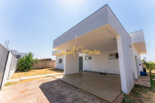 Imagem Casa Térrea com 3 Quartos no Jardim Botânico III