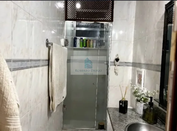 Imagem Apartamento à venda no Rio de Janeiro - Taquara com 2 quartos, 1 banheiro e vaga de garagem!