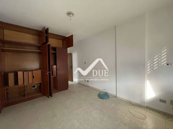 Imagem APARTAMENTO NA PONTA DA PRAIA 3 DORMITÓRIOS MAIS UMA SUÍTE VISTA LIVRE