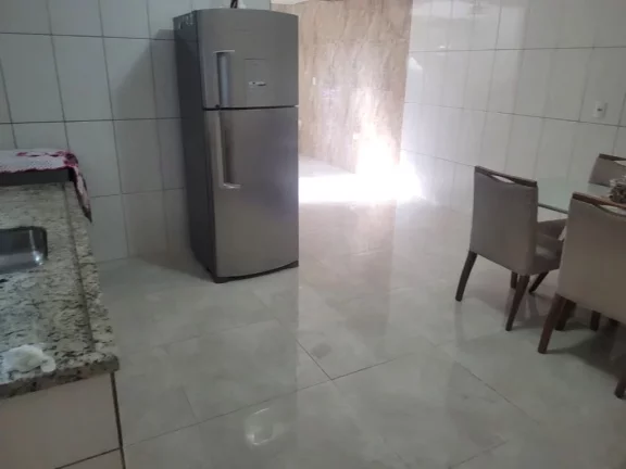 Imagem Sobrado com 3 dormitórios à venda, 298 m² por R$ 600.000,00 - Jardim Luciana - Itaquaquecetuba/SP