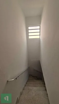 Imagem Sobrado para alugar em Diadema, Taboão, com 2 quartos