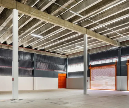 Imagem Galpão Industrial para Locação na Água Branca, São Paulo-SP: 6 salas, 2 banheiros, 4 vagas de garagem, 2.240,87 m² de área.