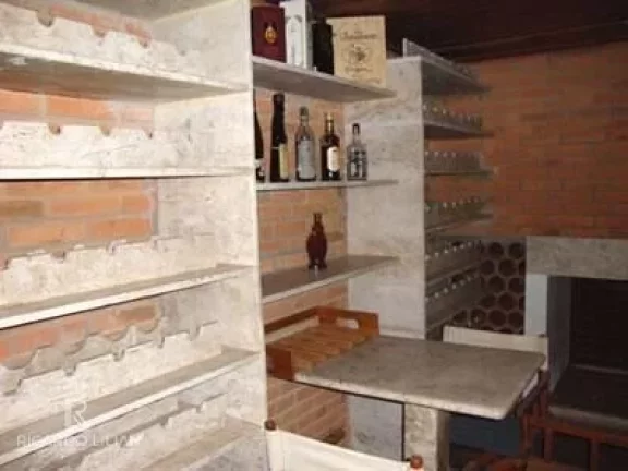 Imagem Sobrado Padrão localizado em área nobre do bairro de Interlagos