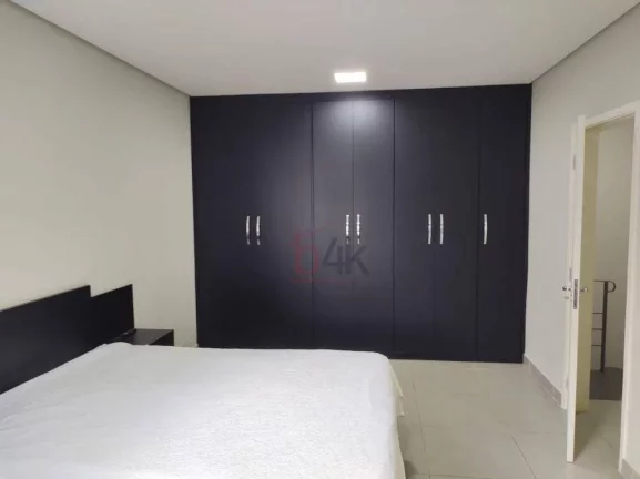 Imagem Sobrado Reformado com 210m² no Campo Belo.