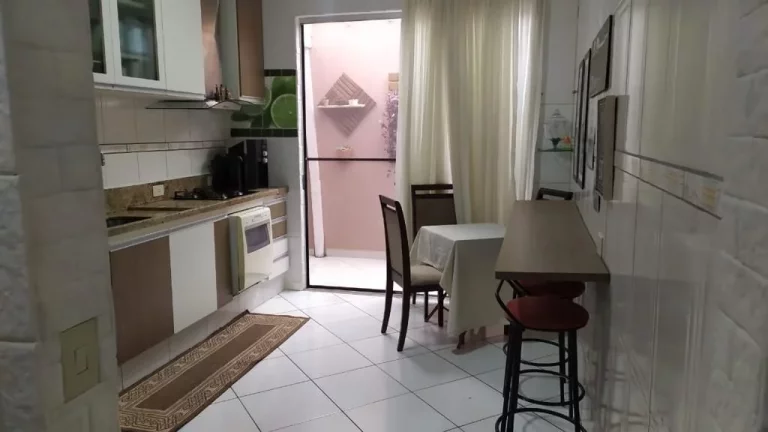 Imagem Casa com 3 dormitórios à venda, 192 m² por R$ 950.000,00 - Villa Branca - Jacareí/SP