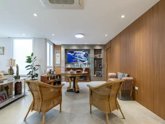 Imagem Casa em Condomínio à Venda em Jardim Cordeiro - São Paulo/SP.