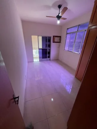 Imagem Casa Duplex com 199m² em Cocotá