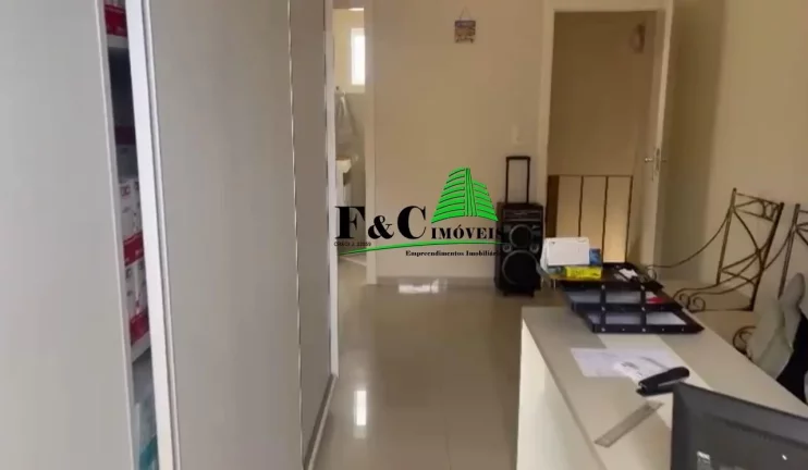 Imagem Sobrado para Venda em Avaré, Centro, 2 dormitórios, 2 suítes, 3 banheiros, 3 vagas