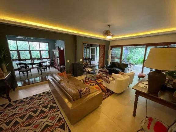 Casa com 2 Quartos à Venda, 293 m² em Real Parque - São Paulo