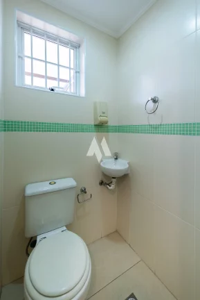 Imagem Casa Padrão para venda comercial no bairro do Macuco em Santos