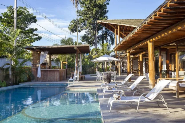 Imagem Casa de luxo à venda em Trancoso/BA com alta rentabilidade na locação — oportunidade exclusiva para investidores.