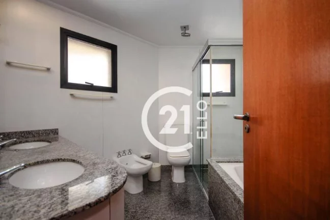 Imagem Apartamento com 3 dormitórios para alugar, 204 m² -Itaim Bibi - São Paulo/SP