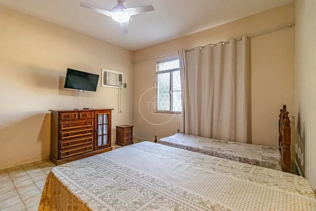 Imagem Casa com 2 Quartos à venda, 100m² - Curicica