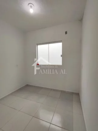 Imagem Geminado Planta Baixa no bairro Espinheiros com 4 m de Abertura