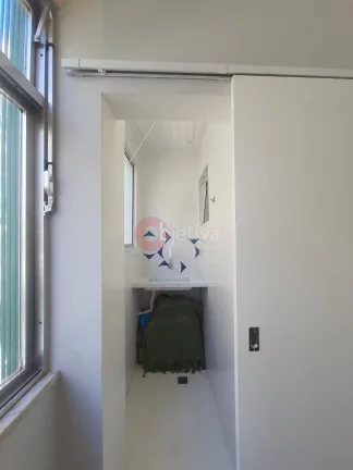 Imagem Apartamento linear reformado, 2 quartos, Centro - Cabo Frio