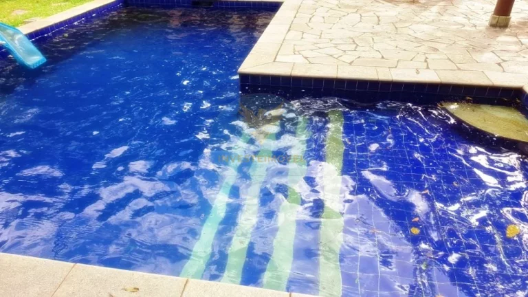 Imagem Casa com Terreno Amplo, Gourmet e Piscina na Granja Viana