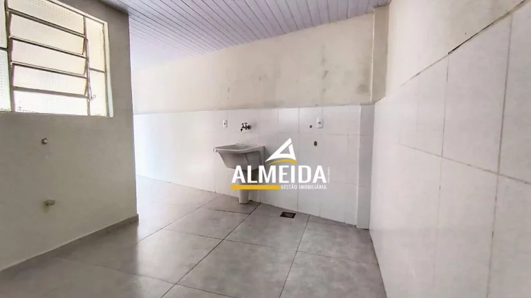Imagem Casa com 3 dormitórios para alugar, 155 m² por R$ 2.674,00/mês - Centro - Rio Claro/SP