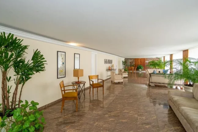 Imagem PERDIZES APARTAMENTO 198,00 M 4 DORMITÓRIOS SENDO 1 SUÍTE SALA PARA 3 AMBIENTES PISO TACOS HALL REPLETO ARMÁRIOS BANHEIRO SOCIAL 2 VAGAS