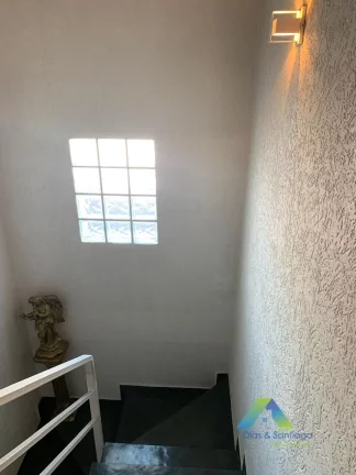 Imagem Sobrado com 03 suites e 05 vaga de garagem- Ipiranga